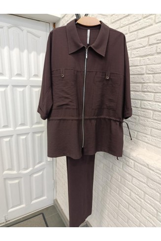 КОСТЮМ с БРЮКАМИ МАРС цвет шоколадный