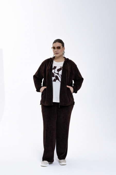 КОСТЮМ ОЛИМПИЯ цвет шоколадный